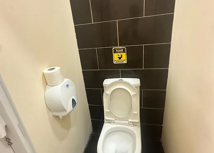 بيت شباب Private St Julians سانت جوليان